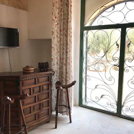 Donnamaria Apartment *